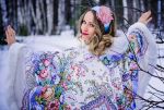 Фото новогоднего кейпа павлопосадского вид сзади
